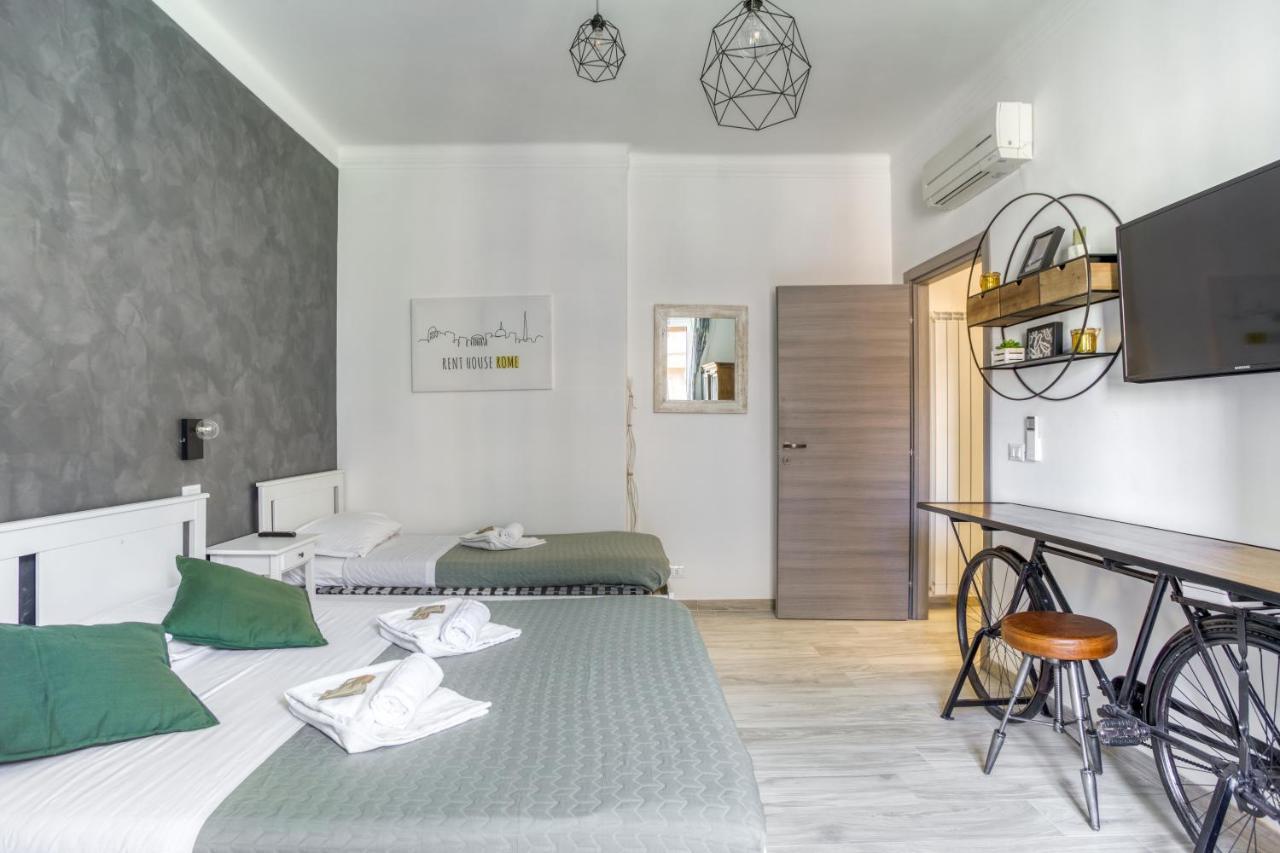 Sapienza Grand Apartment Rome Bagian luar foto