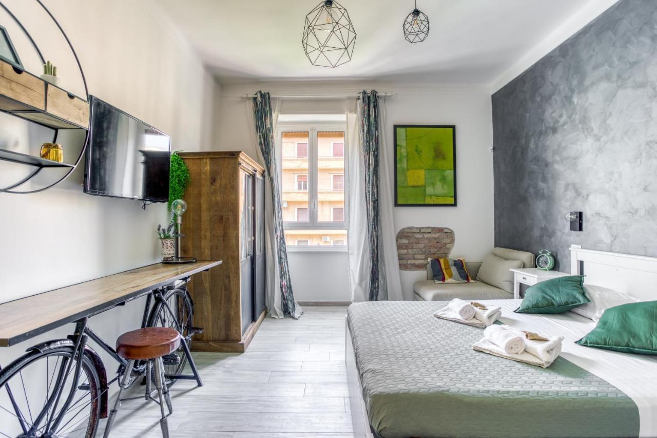 Sapienza Grand Apartment Rome Bagian luar foto